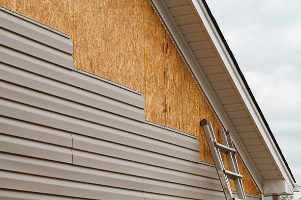 Professional Siding Installation technician working in Atlanta, GA